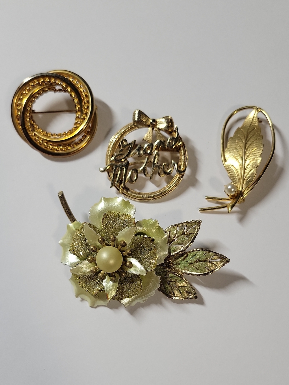 Gold-Tone Floral & Leaf Brooch Lot